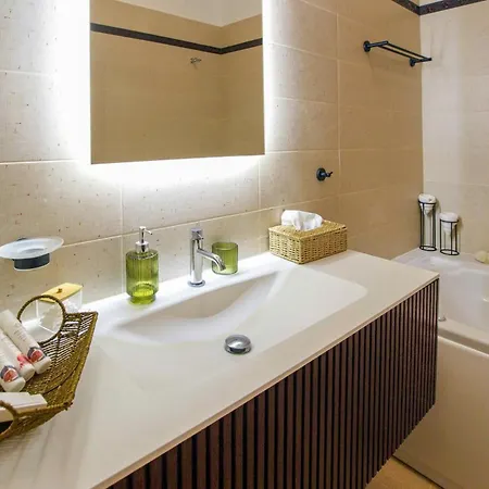 Aether Panorama Pool Retreat *