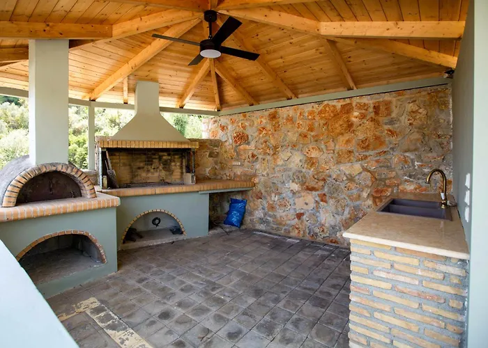 Aether Panorama Pool Retreat Villa *