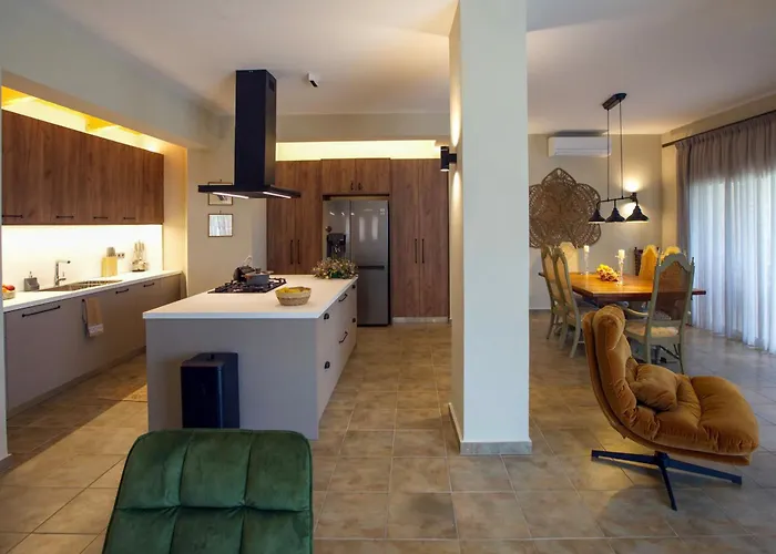 Aether Panorama Pool Retreat ヴィラ Epáno Epídhavros